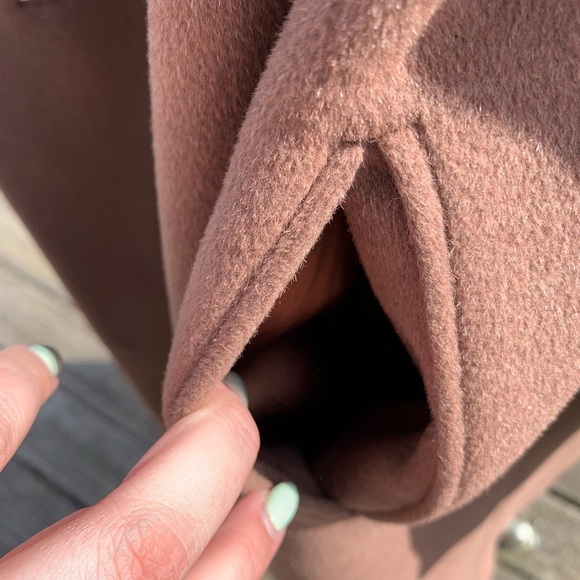 Vintage Wool Trench Coat with Real Fur Trim - Picture 9 of 16